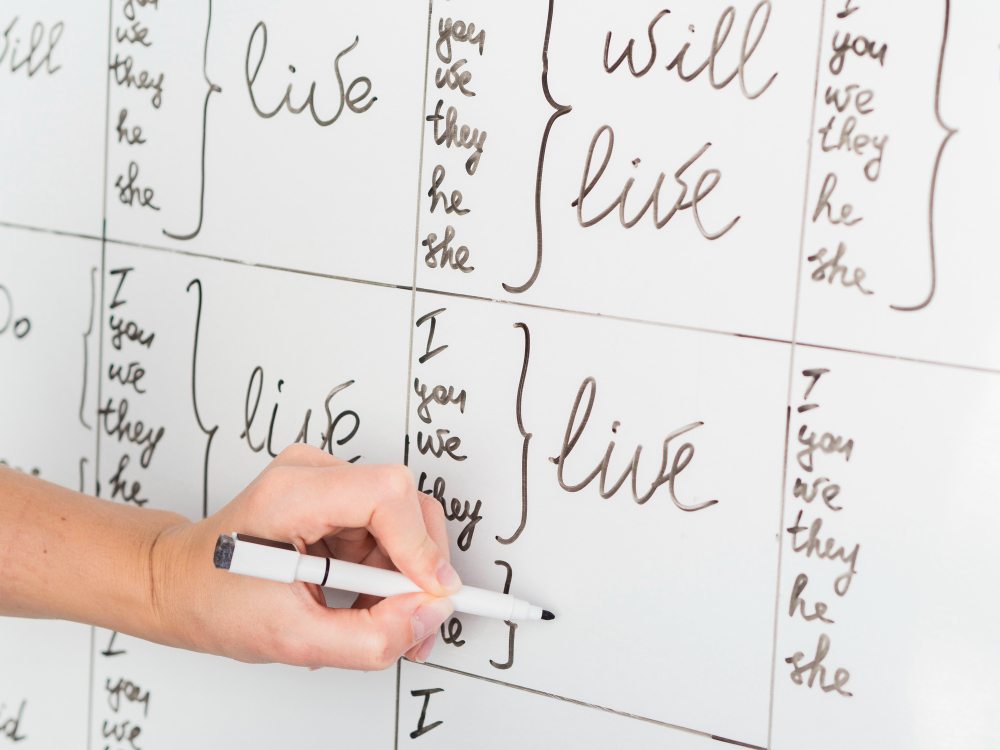 using simple language to teach languages