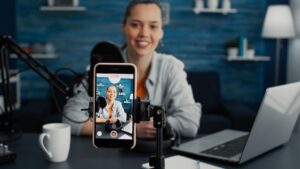 customizing video text font and color for social media video